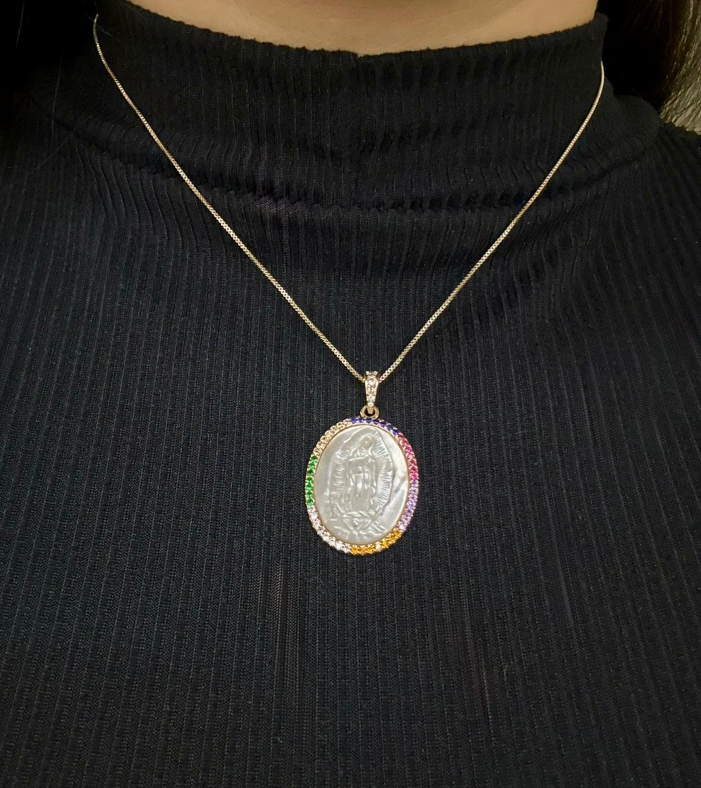 Colar Medalha Nossa Senhora Rainbow