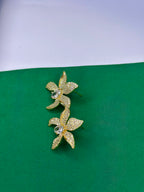 Brinco Flor Delicata Dourado
