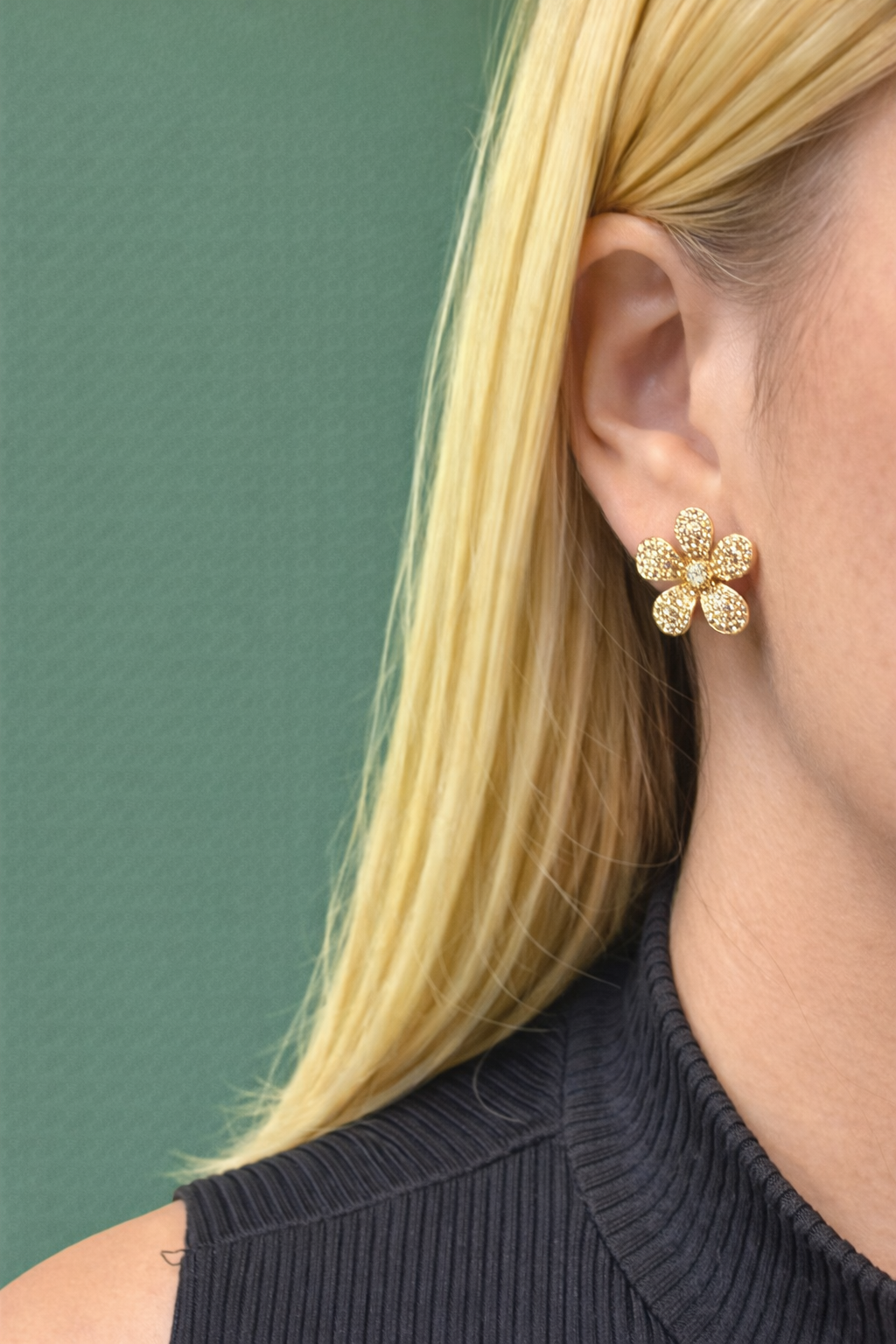 Brinco Flor Cravejada Glam