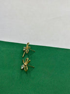 Brinco Dourado Design Laço com Zircônias