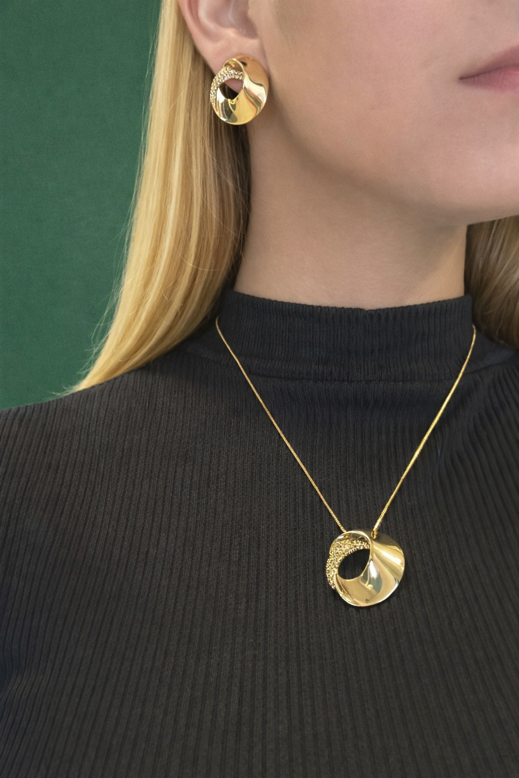 Conjunto Eclipse Dourado