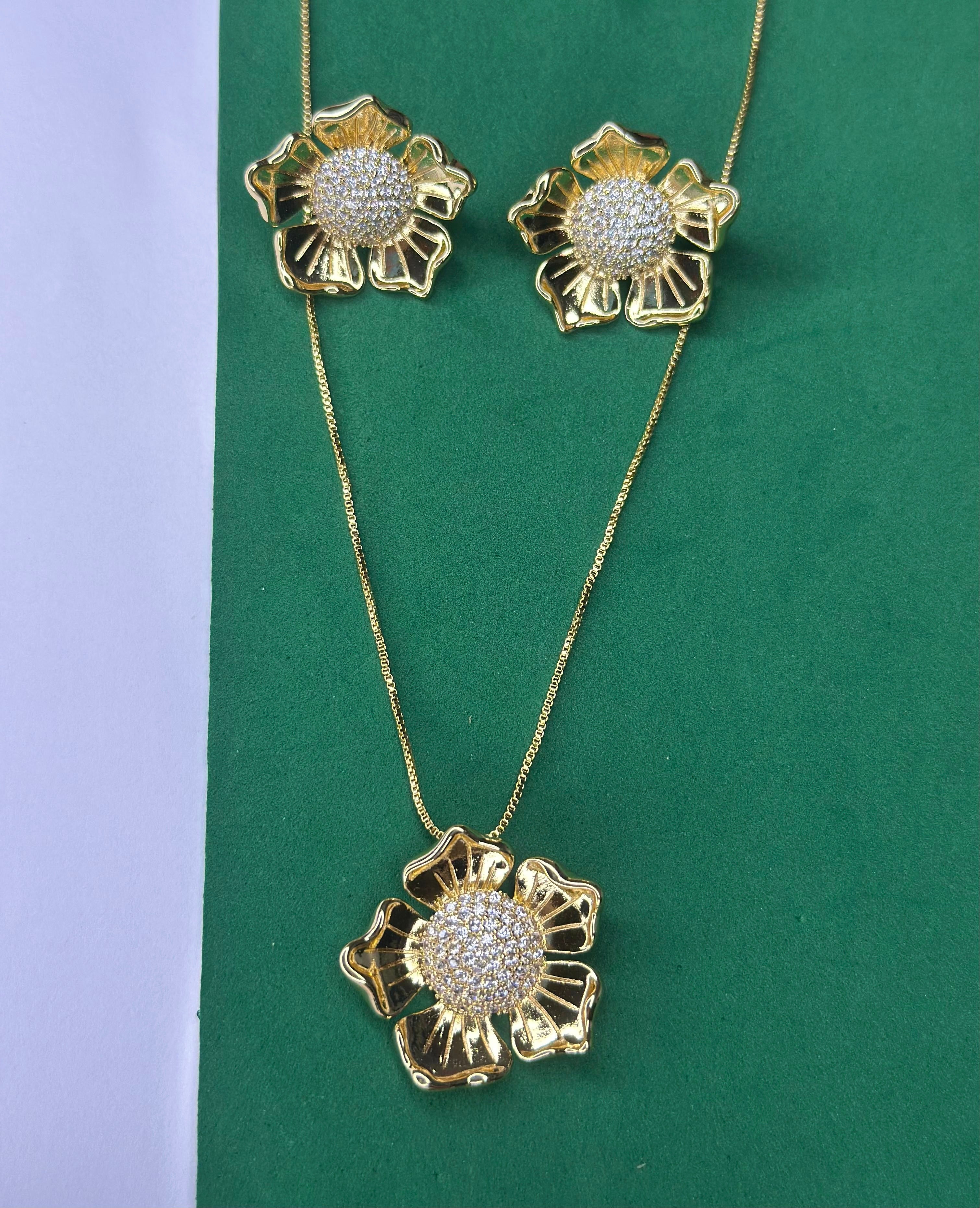 Conjunto Flor Radiante