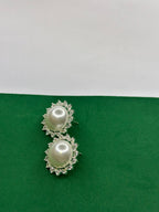 Brinco Luxo Pérola Shell com Zirconias&nbsp;
