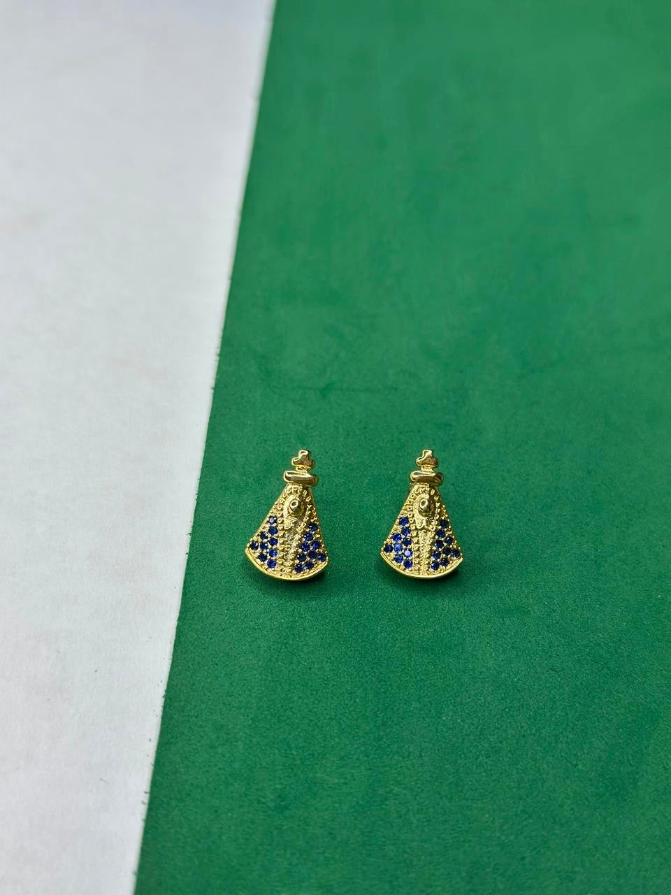 Brinco Nossa Senhora Aparecida Cravejado Azul