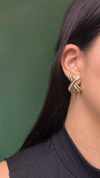 Brinco X Elegance com Zircônias Dourado